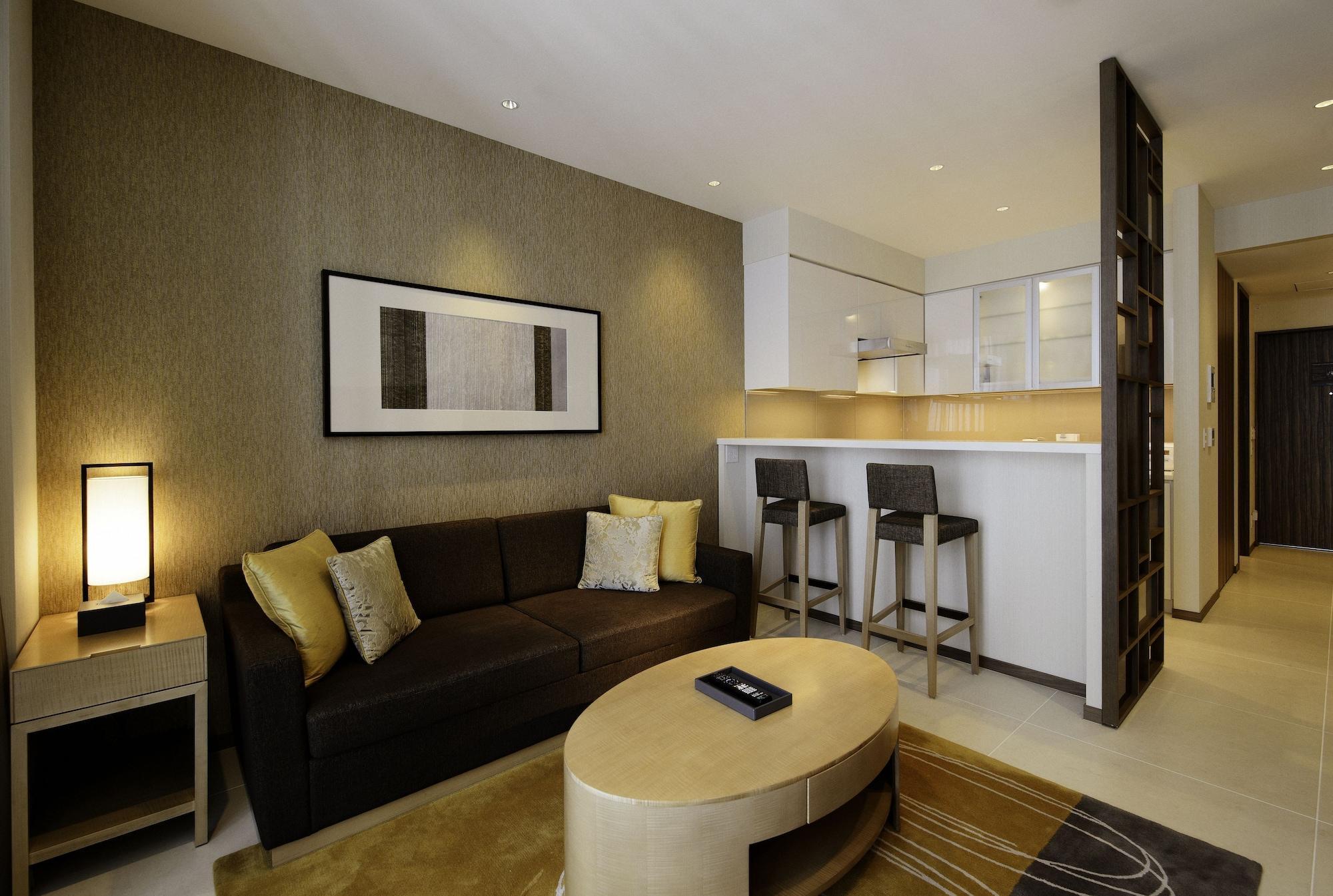 Oakwood Premier Tokyo Hotel Luaran gambar A typical apartment at The Residence