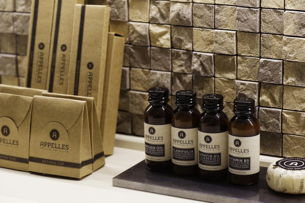 Oakwood Premier Tokyo Hotel Luaran gambar A selection of APPELLES products