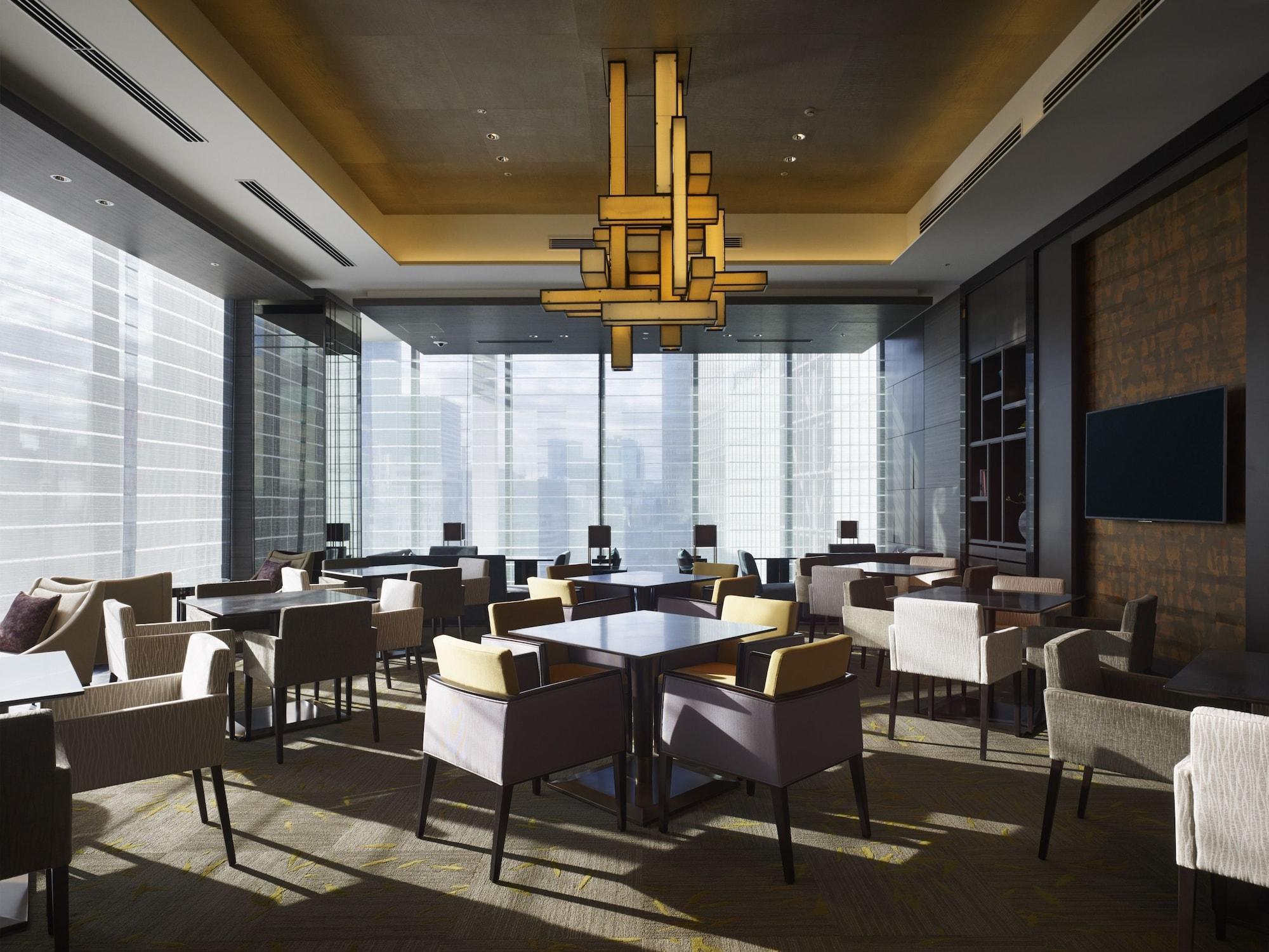 Oakwood Premier Tokyo Hotel Luaran gambar The Club at Changi Airport