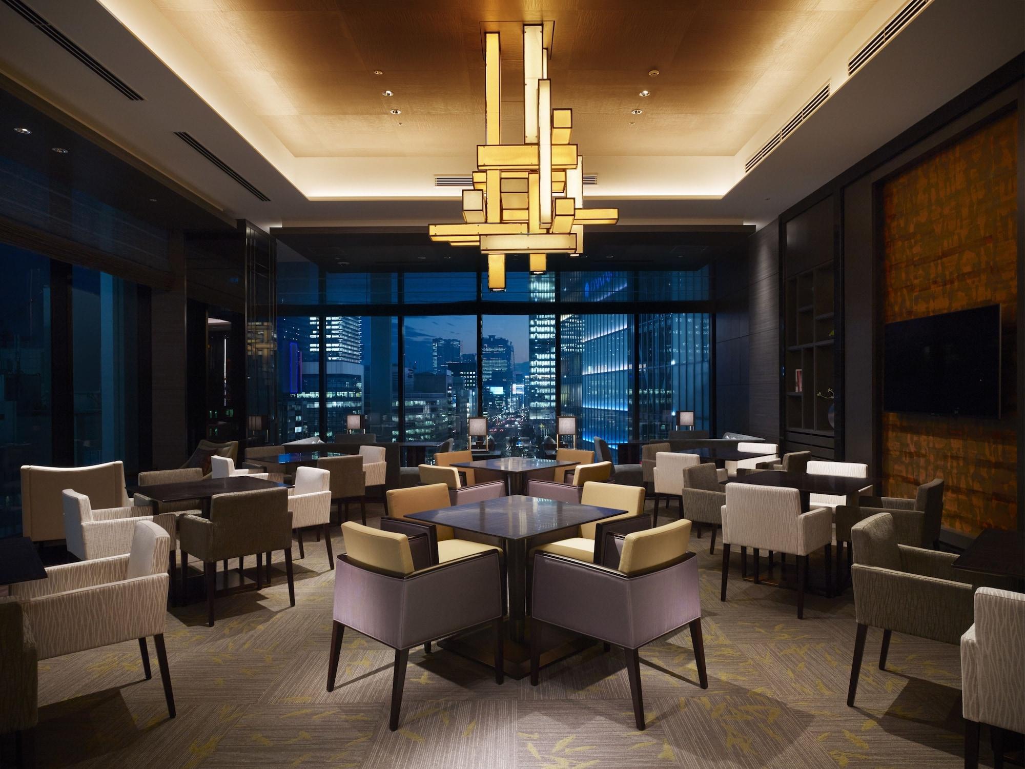 Oakwood Premier Tokyo Hotel Luaran gambar The Club at Hong Kong International Airport